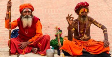 El sadhu rico y el sadhu pobre